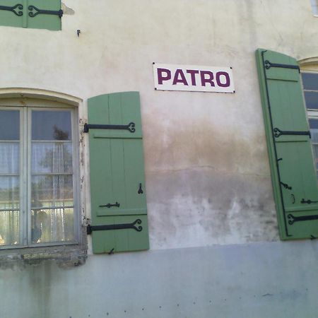Gasthaus L'Ancien Patronage Caumont-sur-Garonne Exterior foto